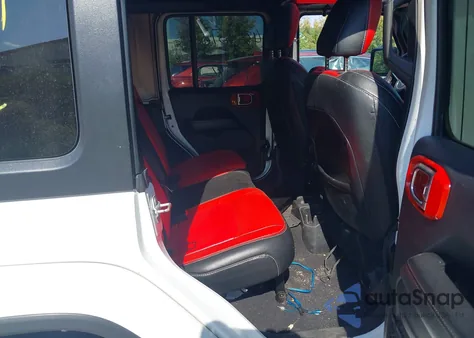 2018 Jeep Wrangler Unlimited Sahara 4X4 from USA, damaged, VIN 1C4HJXEG7JW174936